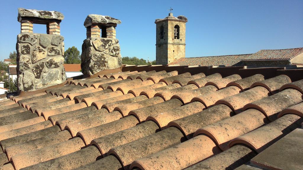 Via Caparra Superior Guest House Oliva de Plasencia Bagian luar foto