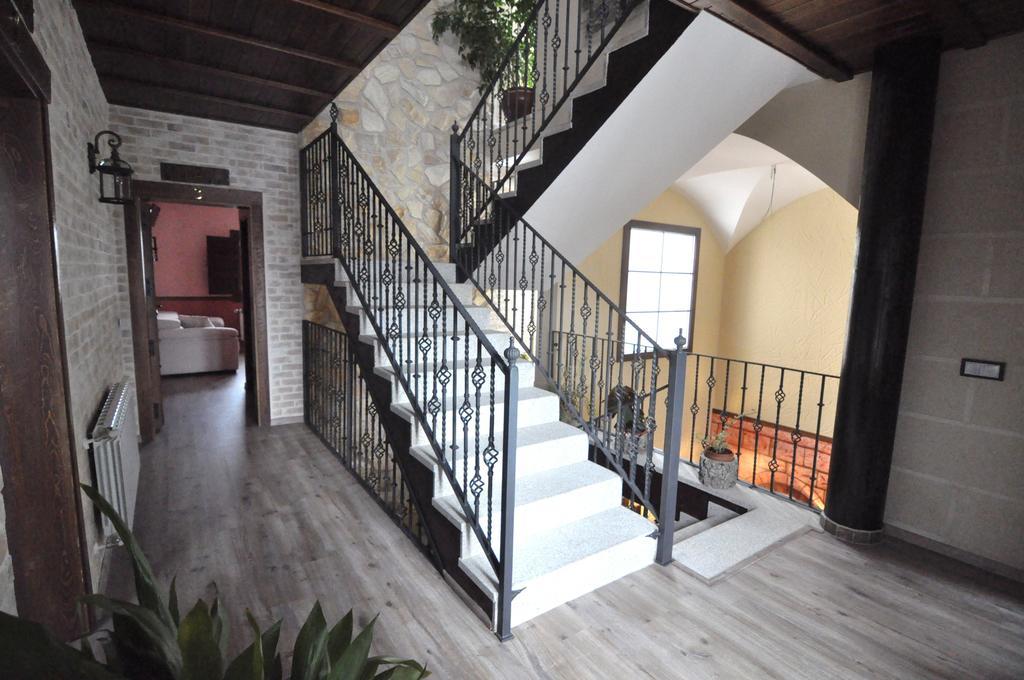 Via Caparra Superior Guest House Oliva de Plasencia Ruang foto