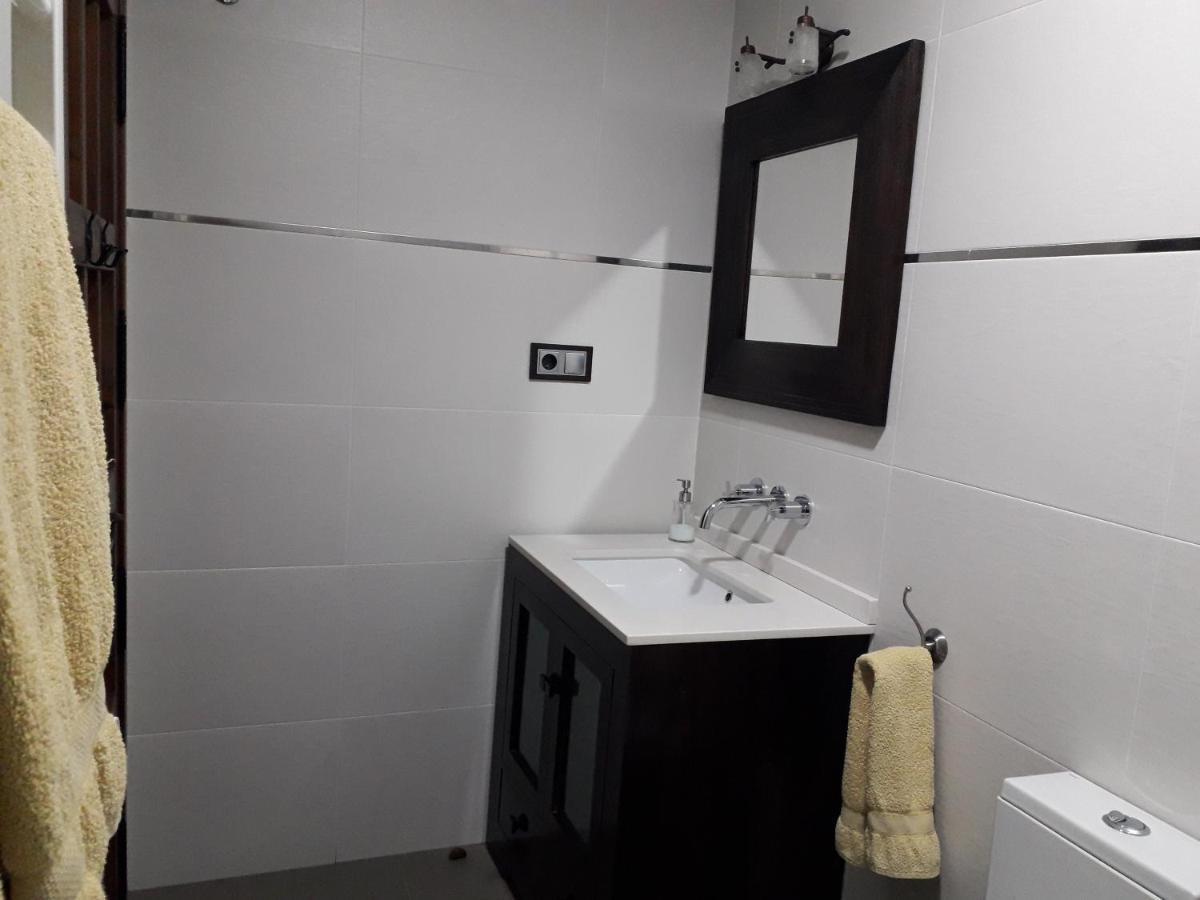 Via Caparra Superior Guest House Oliva de Plasencia Bagian luar foto